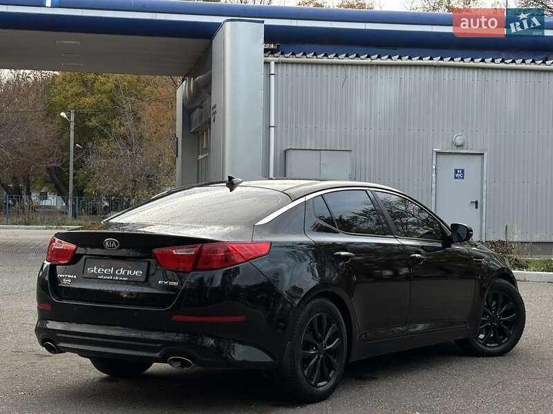 Седан Kia Optima 2013 в Николаеве