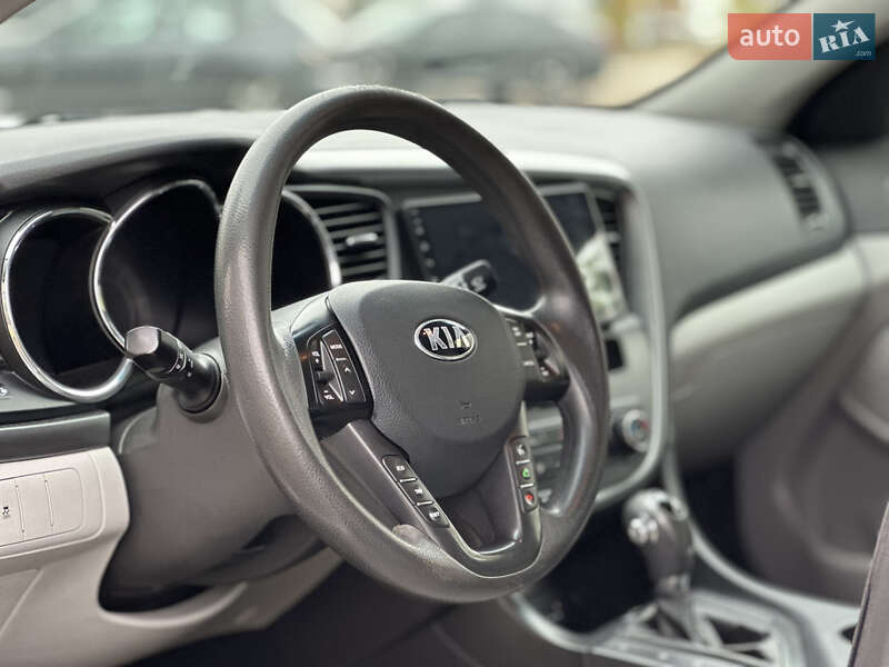 Седан Kia Optima 2013 в Киеве фото 10 Седан Kia Optima 2013 в Киеве