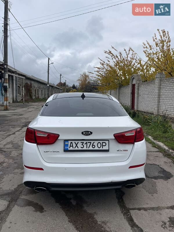 Седан Kia Optima 2015 в Харькове