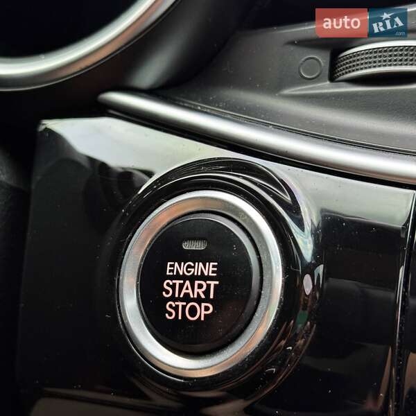 Седан Kia Optima 2015 в Дніпрі