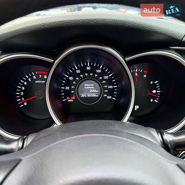 Седан Kia Optima 2015 в Дніпрі