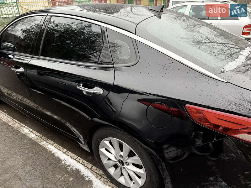 Седан Kia Optima 2016 в Харькове