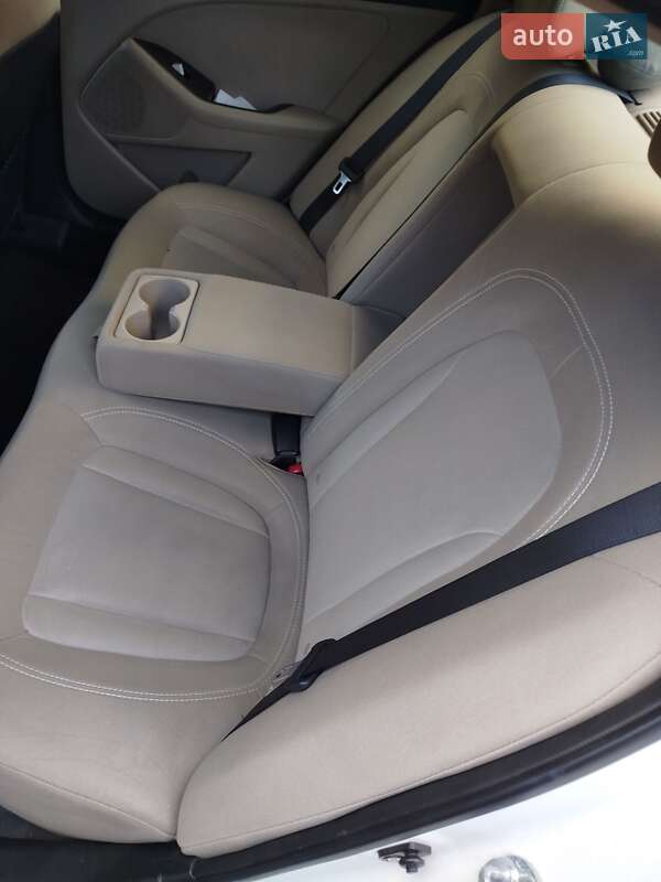 Седан Kia Optima 2011 в Львове фото 6 Седан Kia Optima 2011 в Львове
