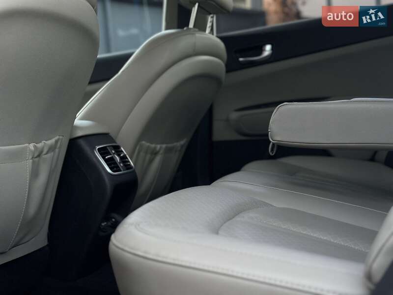 Седан Kia Optima 2017 в Костопілі