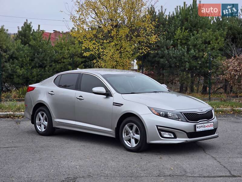 Седан Kia Optima 2014 в Хмельницком