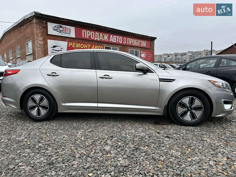 Седан Kia Optima 2013 в Смілі