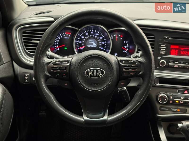 Седан Kia Optima 2015 в Киеве