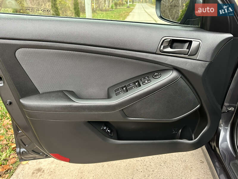 Седан Kia Optima 2015 в Одессе фото 33 Седан Kia Optima 2015 в Одессе