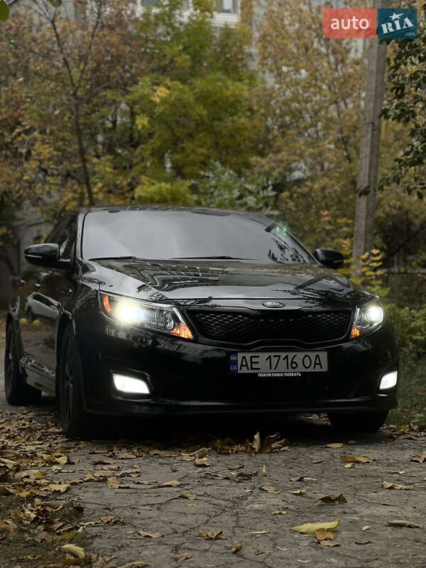 Седан Kia Optima 2015 в Днепре