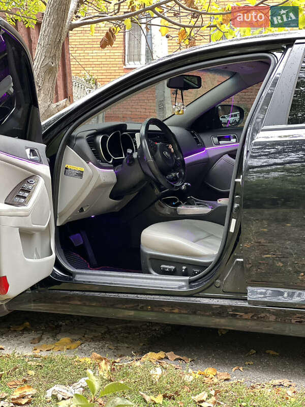 Седан Kia Optima 2015 в Днепре