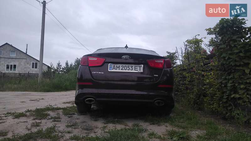 Седан Kia Optima 2013 в Житомире