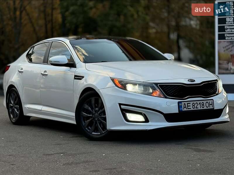 Седан Kia Optima 2014 в Львове