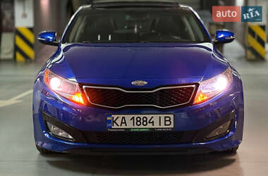 Седан Kia Optima 2012 в Днепре