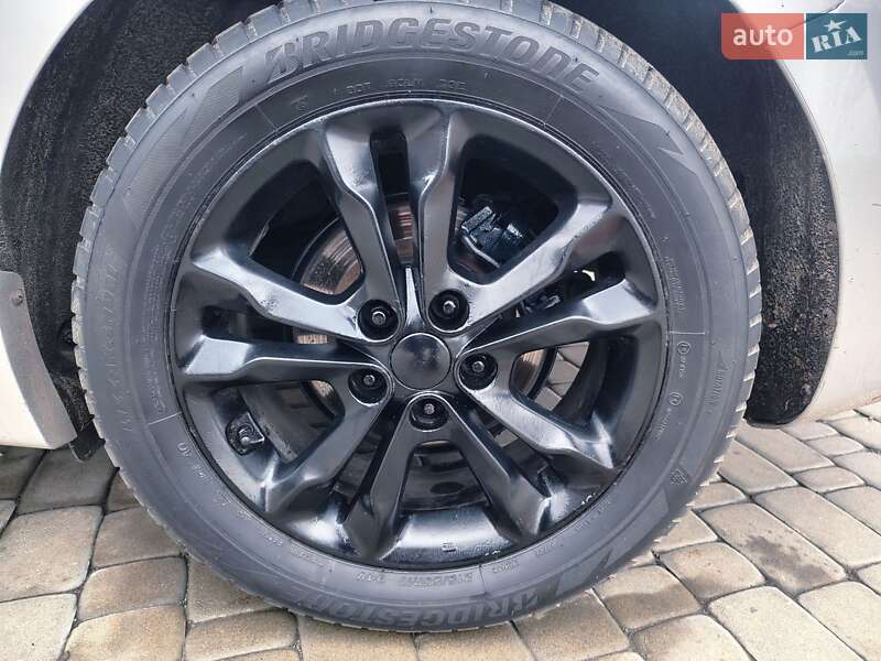 Седан Kia Optima 2011 в Харкові