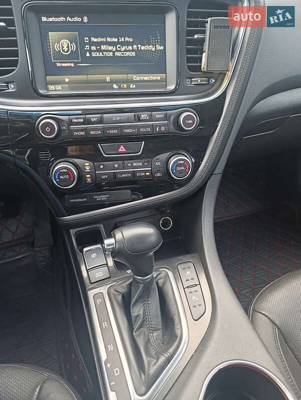 Седан Kia Optima 2014 в Киеве