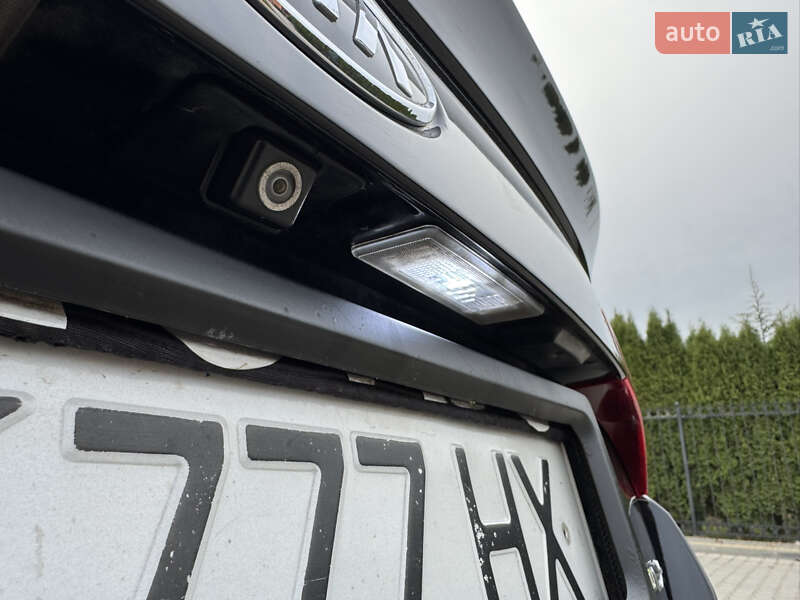 Седан Kia Optima 2013 в Одессе