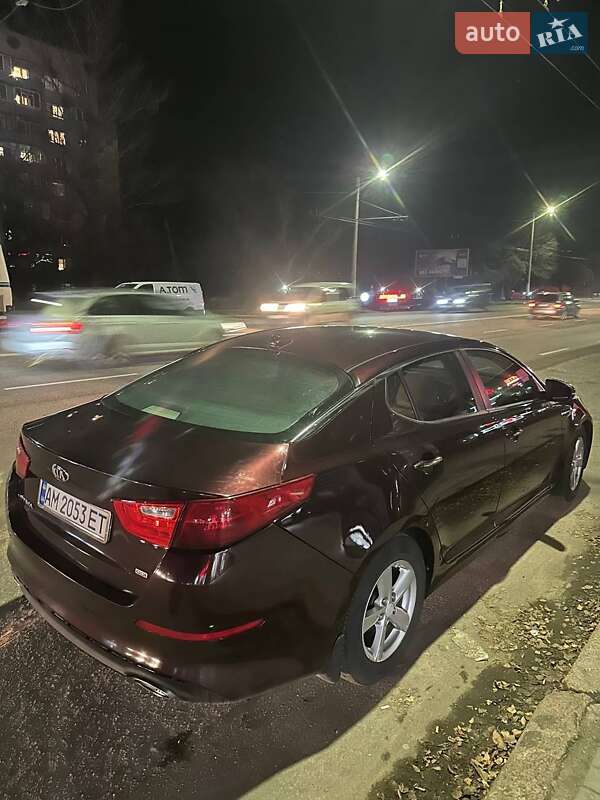 Седан Kia Optima 2013 в Житомире
