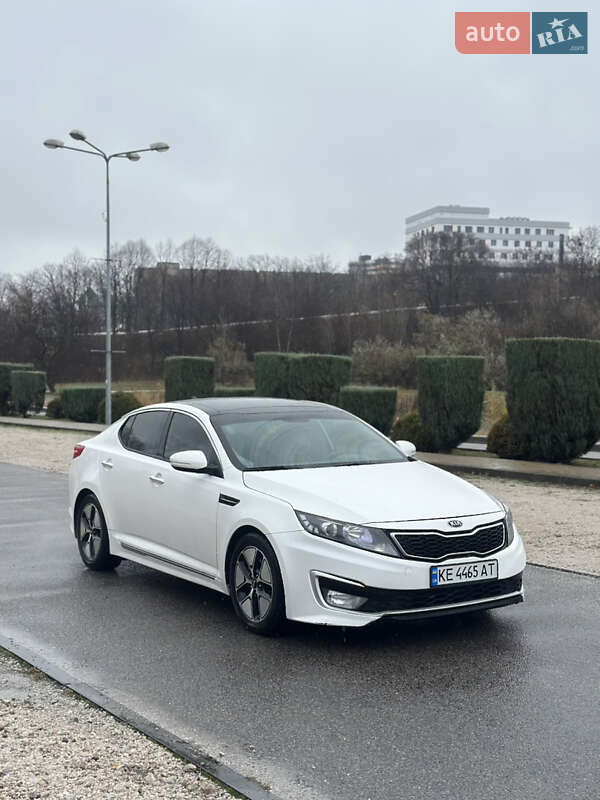 Седан Kia Optima 2013 в Дніпрі