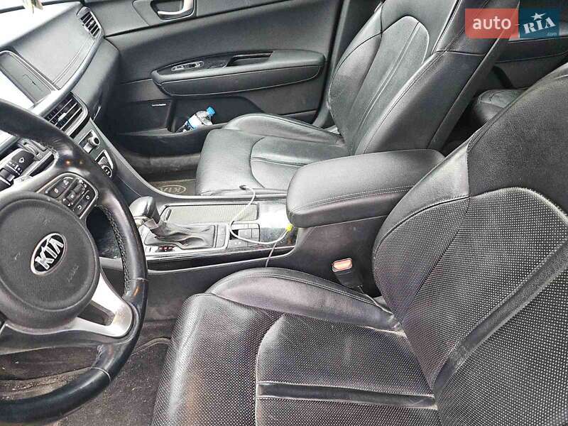 Седан Kia Optima 2016 в Новомосковську