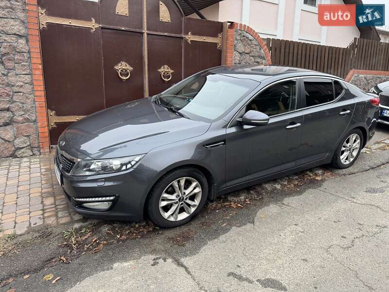 Седан Kia Optima 2012 в Києві