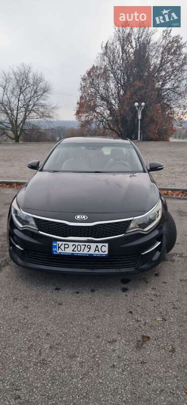 Седан Kia Optima 2017 в Ивано-Франковске