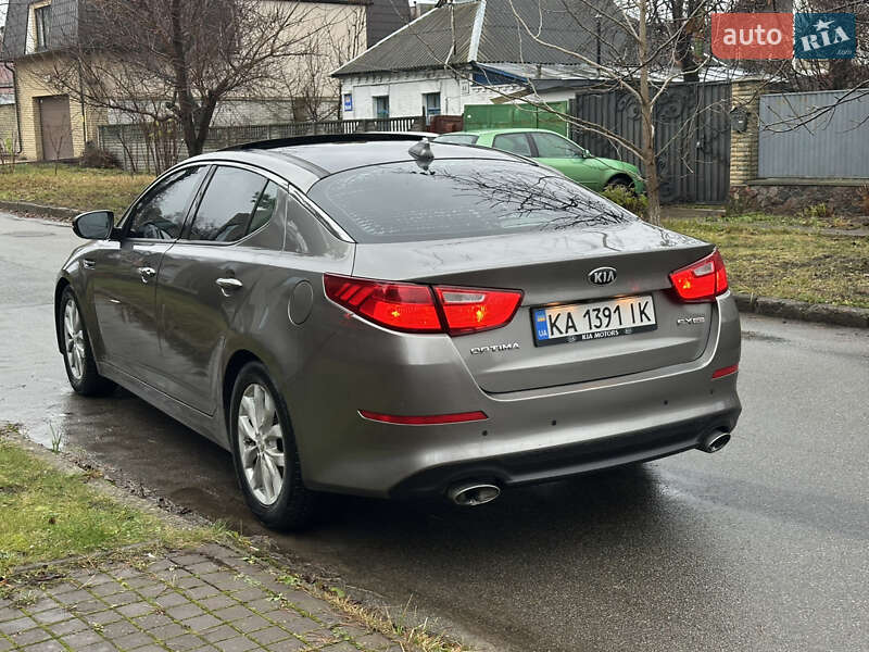 Седан Kia Optima 2014 в Киеве