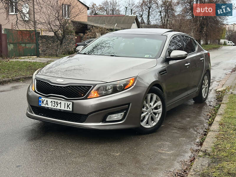 Седан Kia Optima 2014 в Киеве