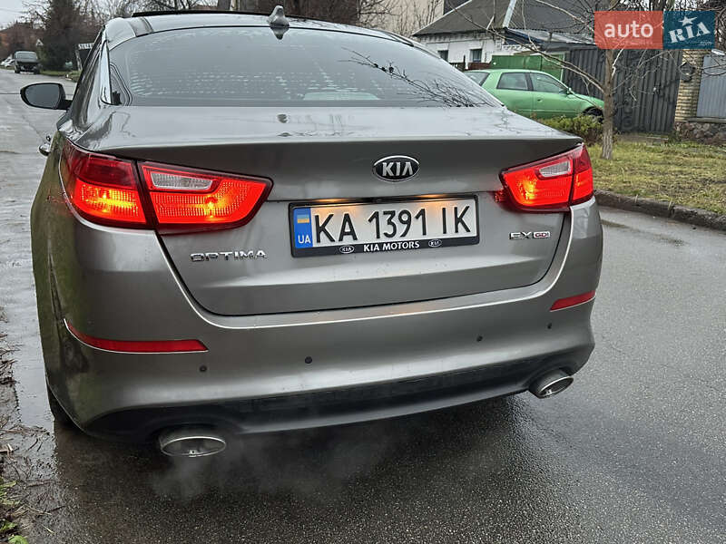 Седан Kia Optima 2014 в Киеве