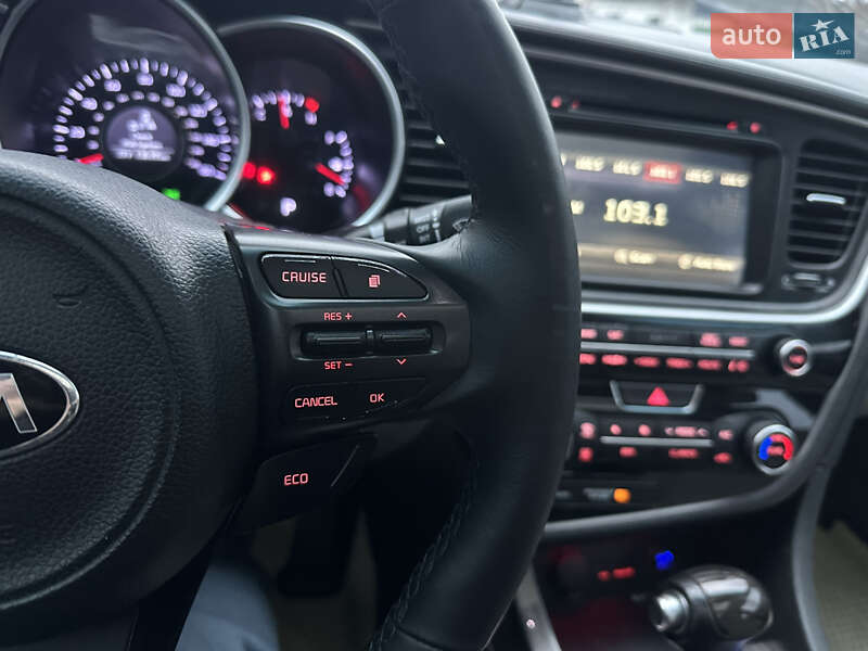 Седан Kia Optima 2014 в Киеве