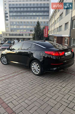 Седан Kia Optima 2014 в Кропивницькому
