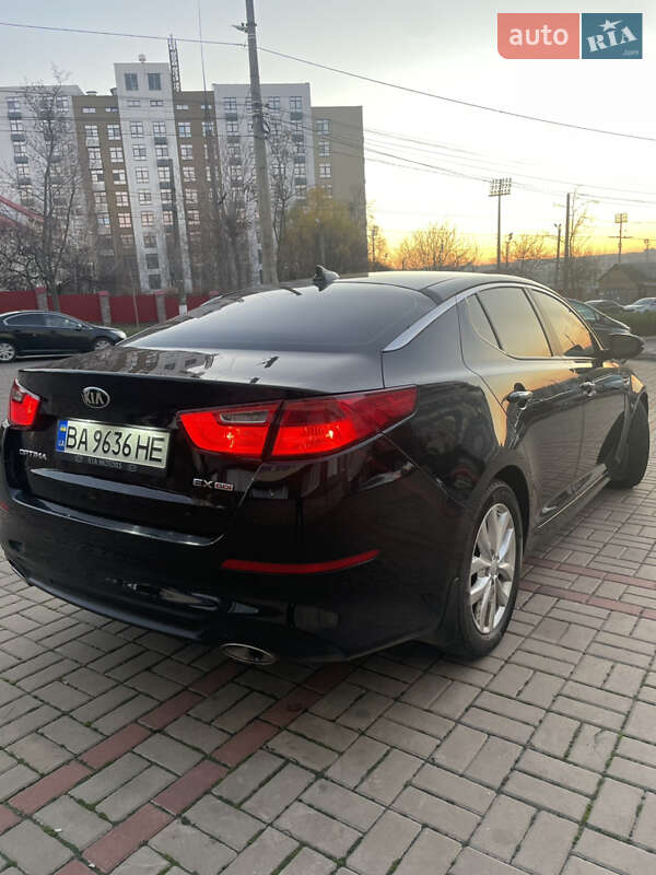 Седан Kia Optima 2014 в Кропивницком
