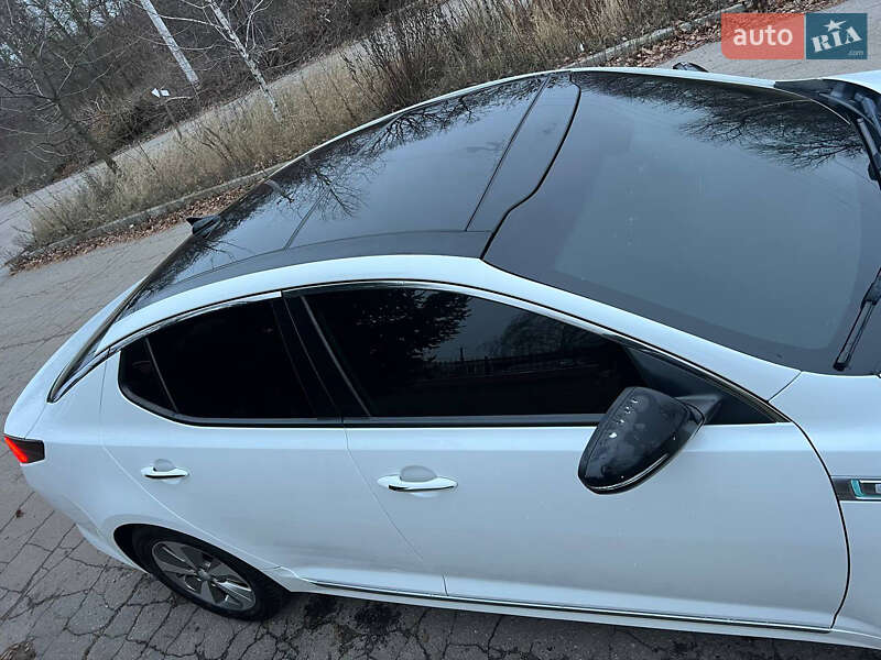 Седан Kia Optima 2014 в Полтаве