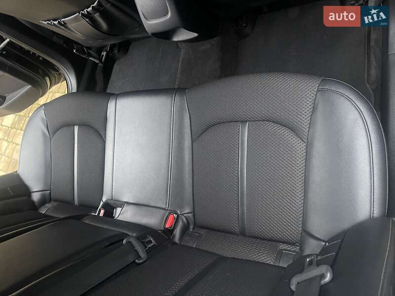 Седан Kia Optima 2018 в Києві