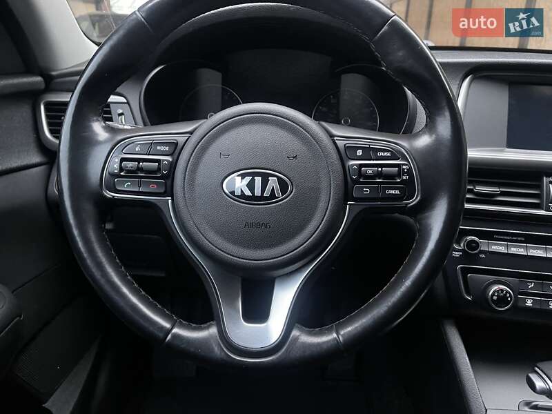 Седан Kia Optima 2018 в Києві