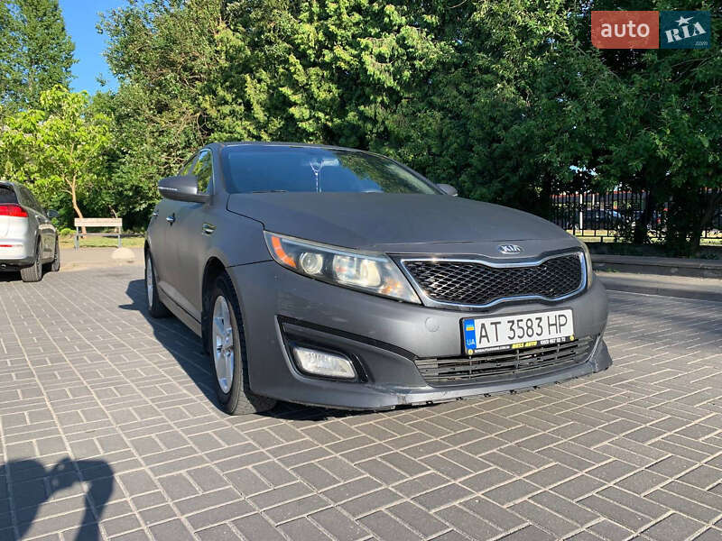 Седан Kia Optima 2015 в Львові
