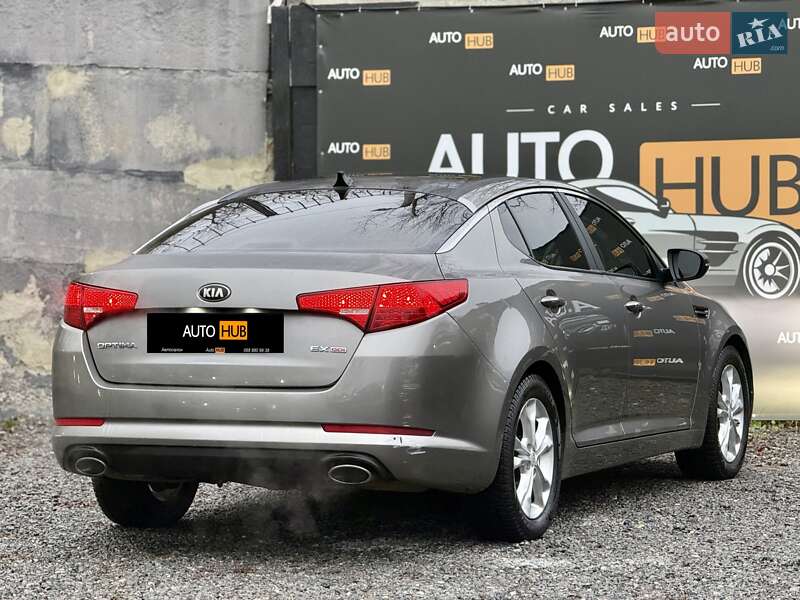 Седан Kia Optima 2012 в Харькове