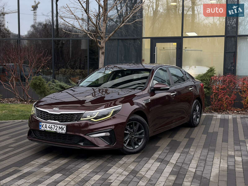 Седан Kia Optima 2020 в Киеве