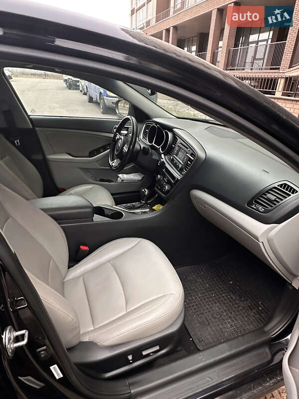 Седан Kia Optima 2014 в Києві