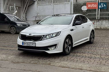 Седан Kia Optima 2013 в Черновцах