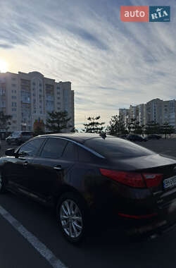 Седан Kia Optima 2014 в Миколаєві