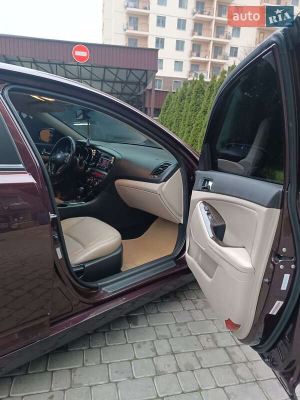 Седан Kia Optima 2012 в Одессе