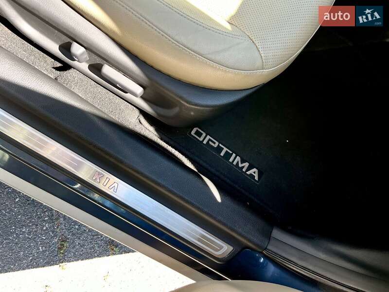 Седан Kia Optima 2014 в Одесі