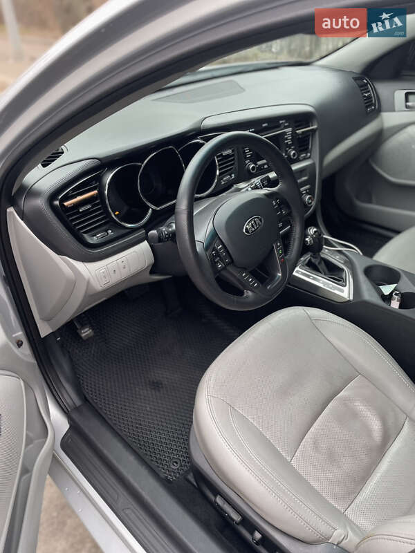 Седан Kia Optima 2013 в Киеве фото 8 Седан Kia Optima 2013 в Киеве