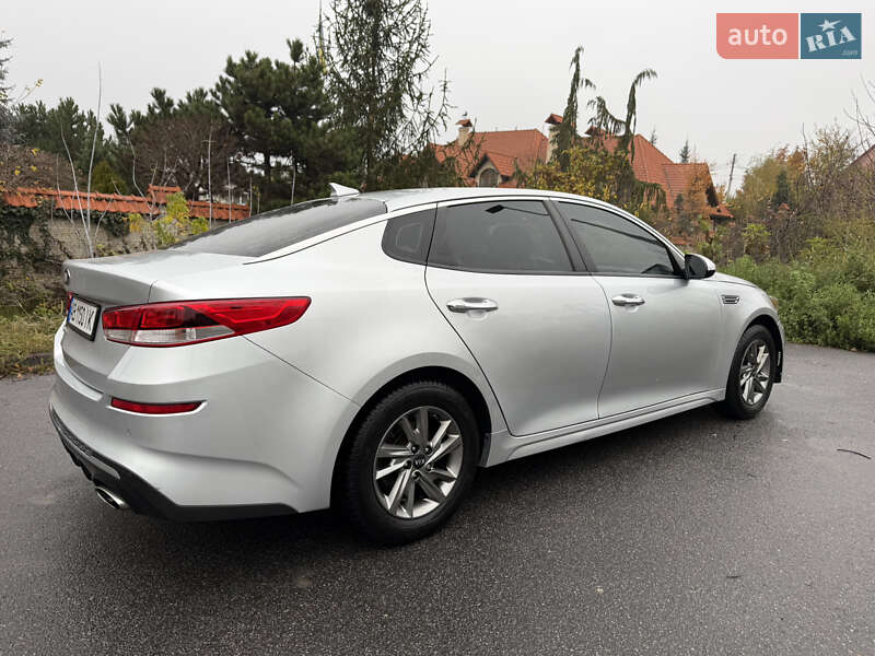 Седан Kia Optima 2018 в Виннице