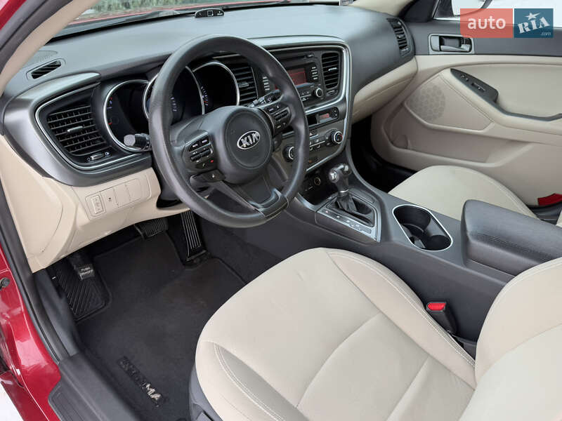 Седан Kia Optima 2013 в Борисполе
