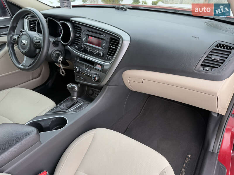 Седан Kia Optima 2013 в Борисполе