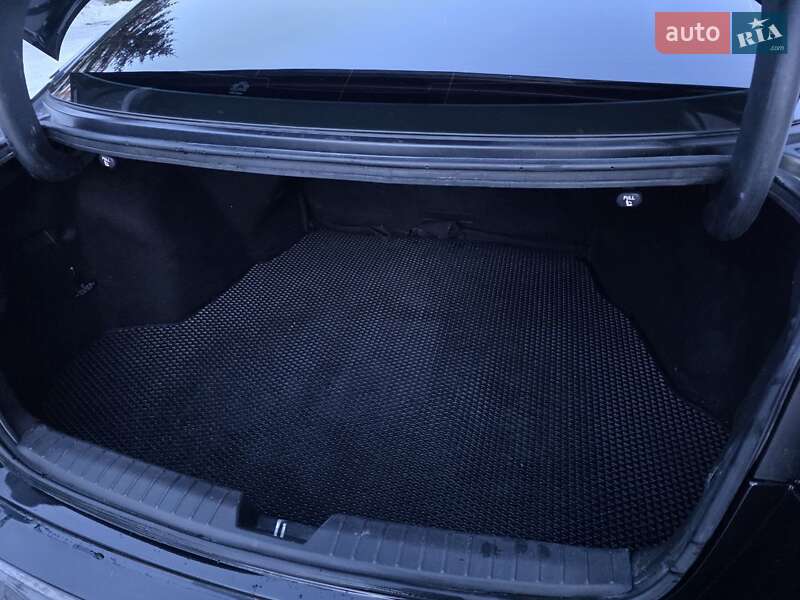 Седан Kia Optima 2014 в Тернополі