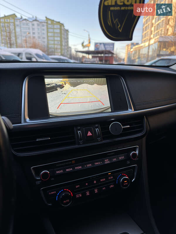 Седан Kia Optima 2017 в Ивано-Франковске