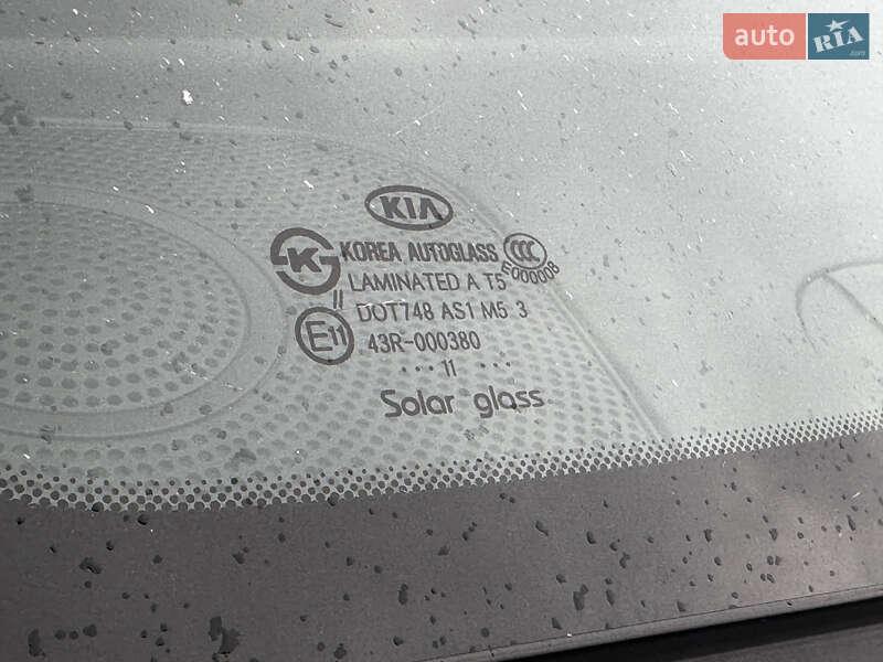 Седан Kia Optima 2011 в Харькове