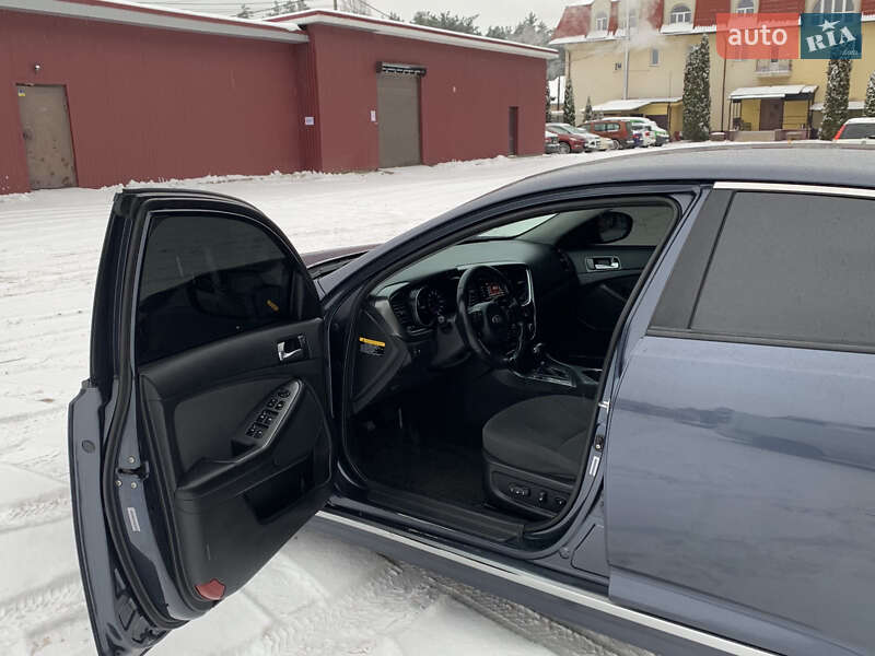 Седан Kia Optima 2014 в Киеве